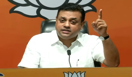 सिद्धू भारत विरोधी विचार से ओत-प्रोत हैं, सलाहकार के इस्तीफ़ा देने से काम नहीं चलेगा: संबित पात्रा